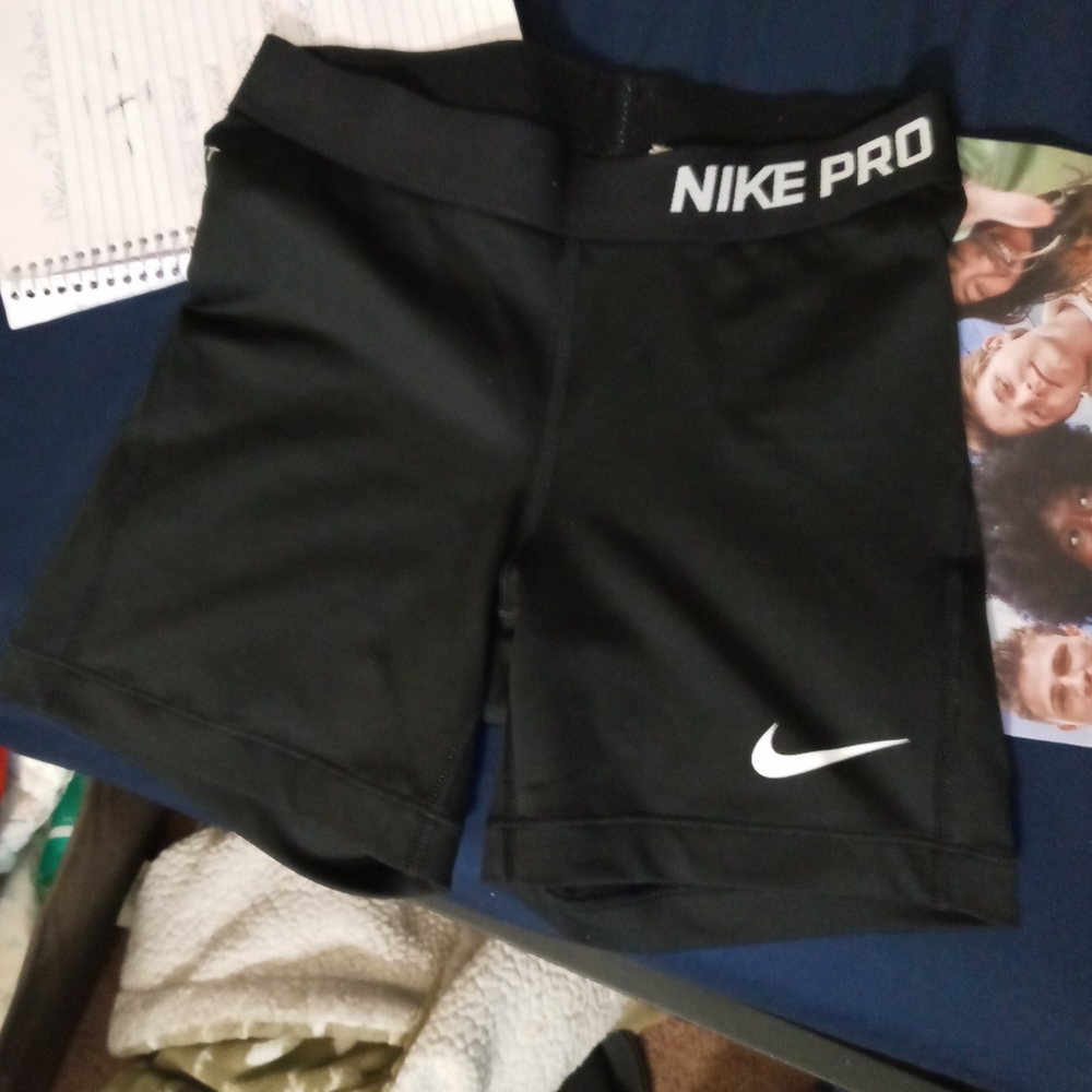 Active workout shorts